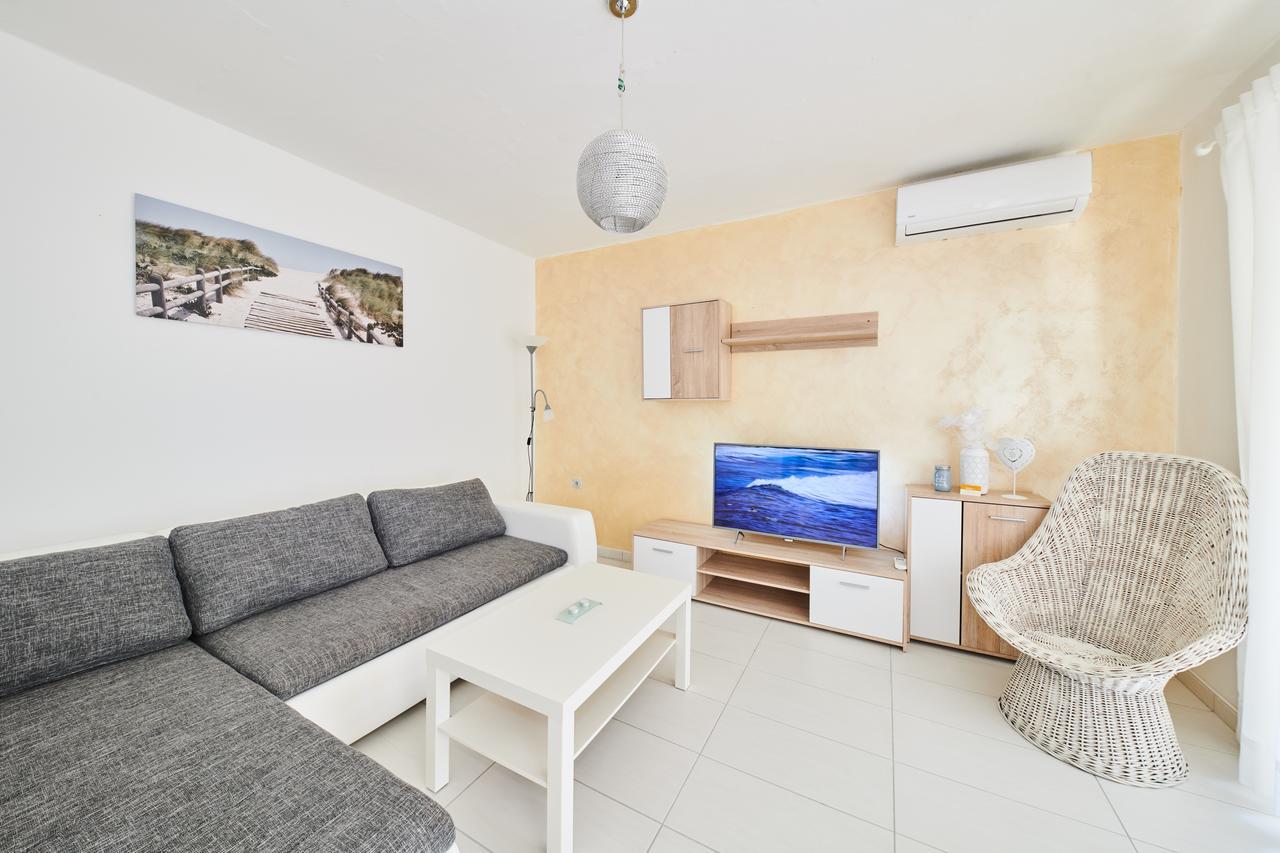 Apartments Gvarda Умаг Экстерьер фото